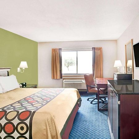 Super 8 By Wyndham West Memphis Hotel Екстериор снимка