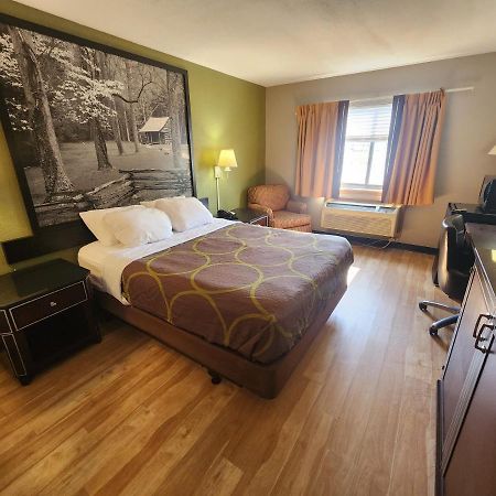 Super 8 By Wyndham West Memphis Hotel Екстериор снимка